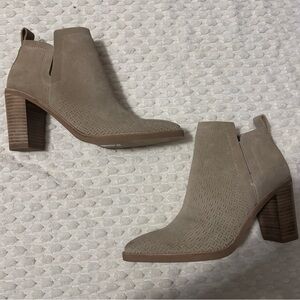 Dolce Vita Taupe Ankle Booties